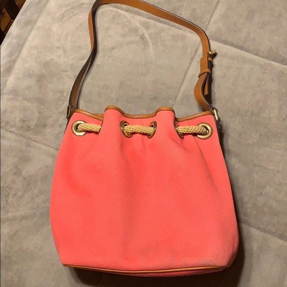 Michael Kors - Picture 2 of 3